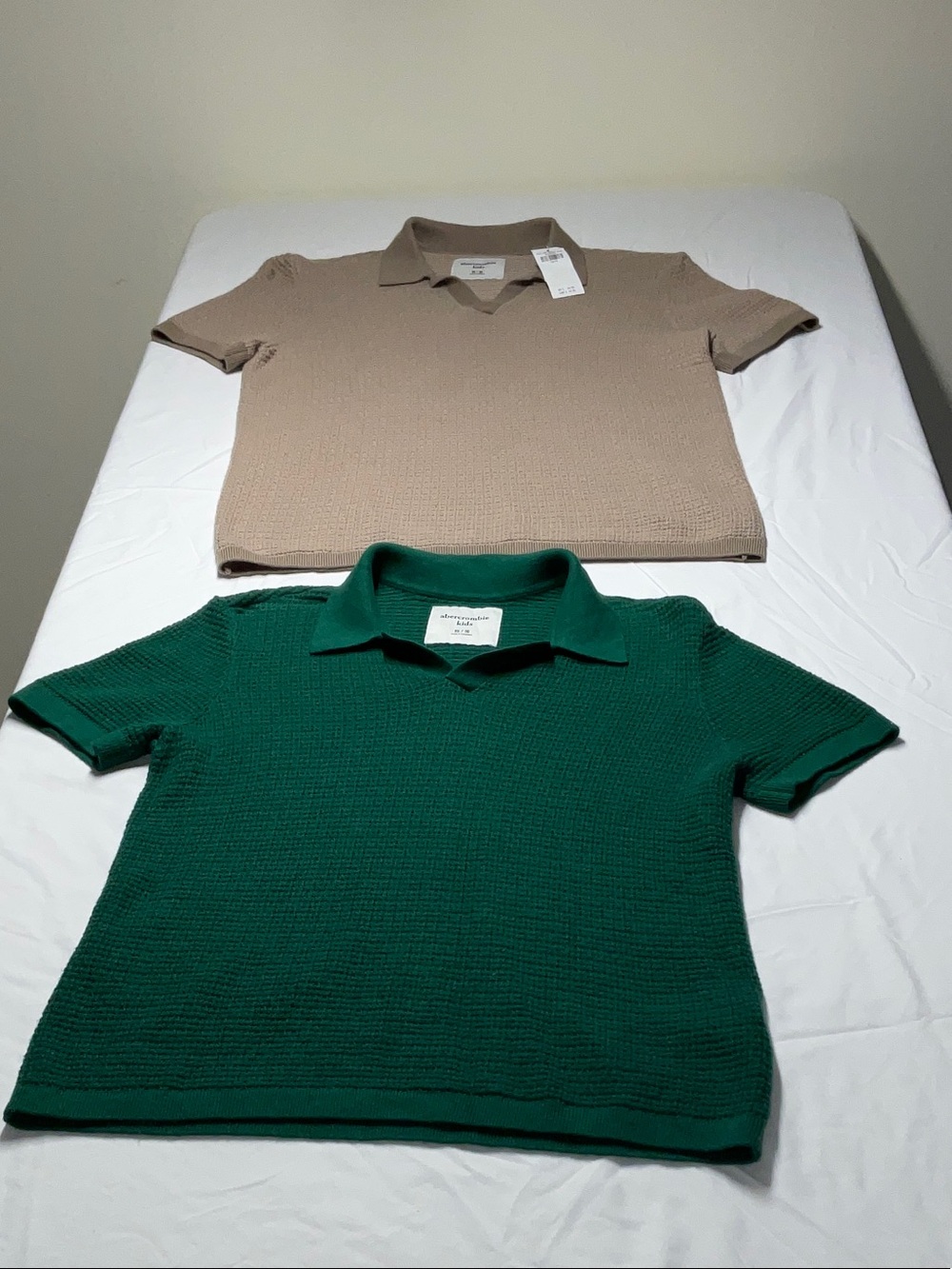 Abercrombie & Fitch Beige Waffle-Knit Polo and Green Cotton Polo Set for Kids